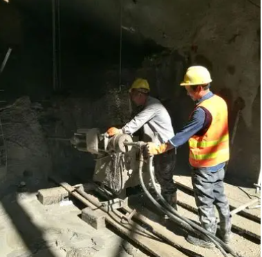 港闸水下抗分散灌浆料特点 水下不分散注浆料介绍