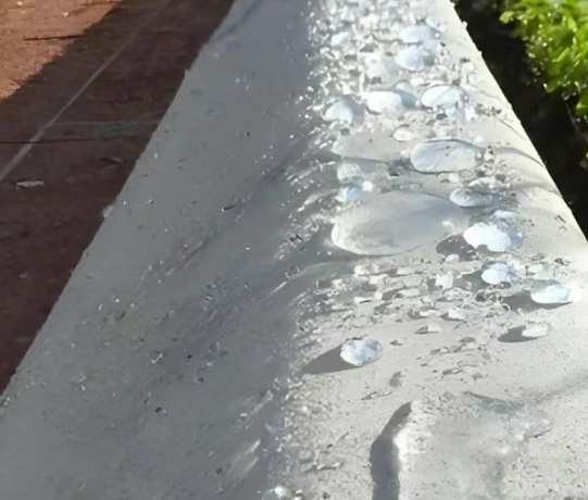 港闸硅烷浸渍涂料在混凝土保护中的应用